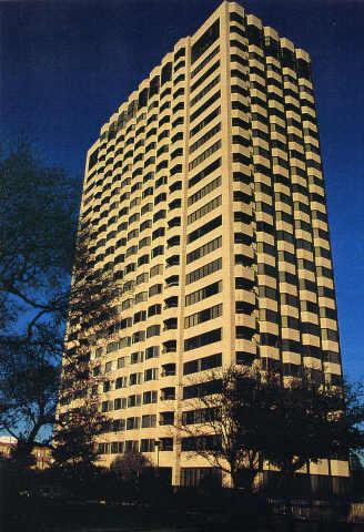File:Dallas highrise apartment for sale rent 2.jpg
