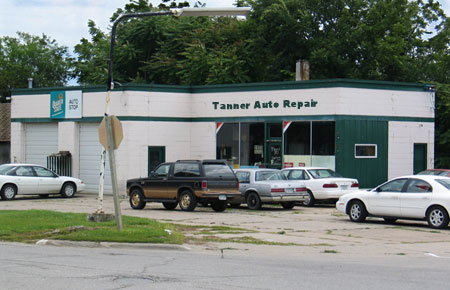 File:Tanner Auto Repair.jpg