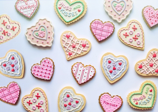 File:Hearty cookies.jpg