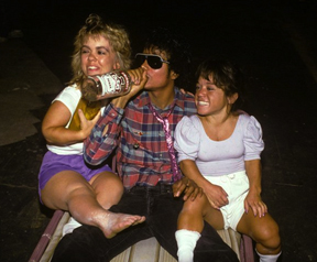 File:MJ with Friends.jpg