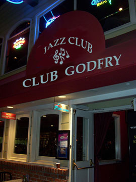 File:Club Godfry.jpg