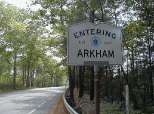 Arkham town line1.JPG
