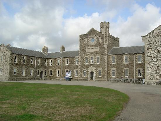 Cosh barracks.jpg